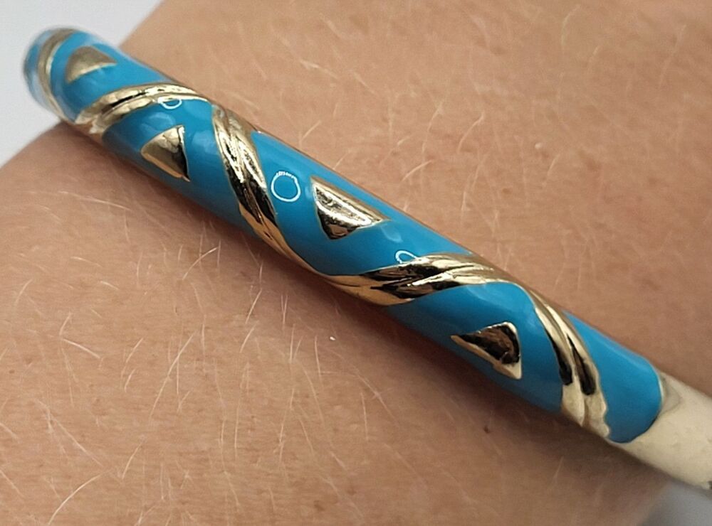 Vintage Turquoise Blue Enamel Bangle Bracelet Gold Tone Geometric Pattern Retro